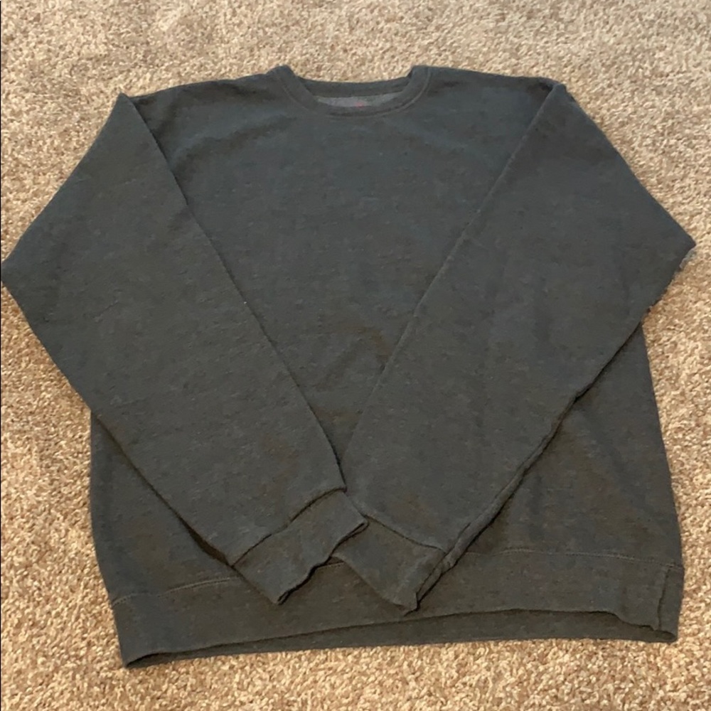 Basic gray Hanes crew neck
